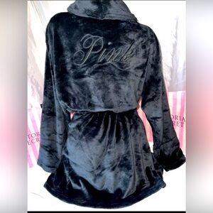 COPY - Victoria’s Secret Robe Plush Signature Stripe Super Soft XL/XXL
